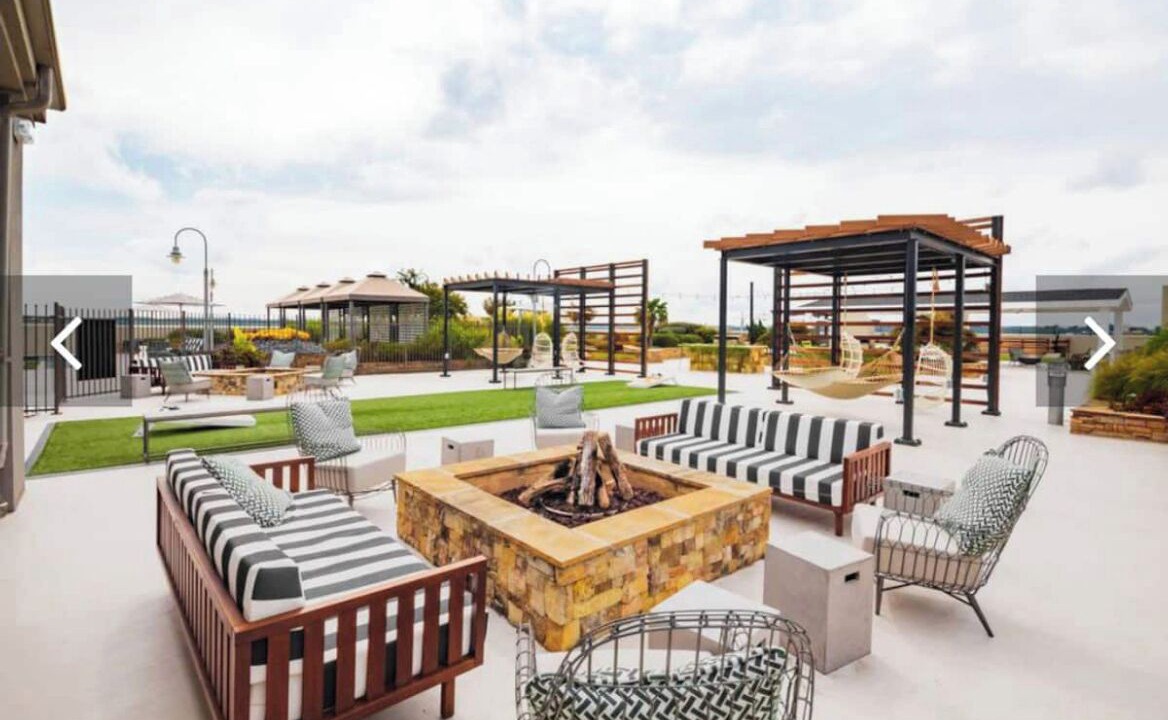 Photo of Patio Balcony in Lindbergh