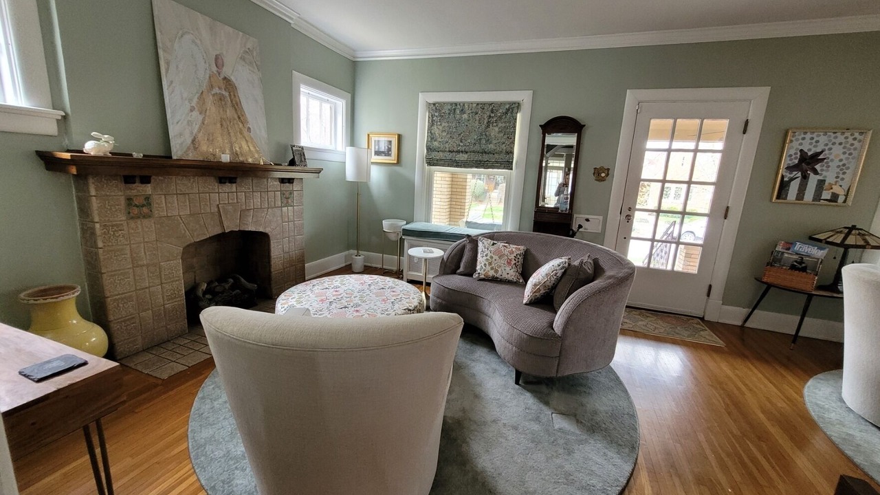 Photo of Livingroom in Deer Park