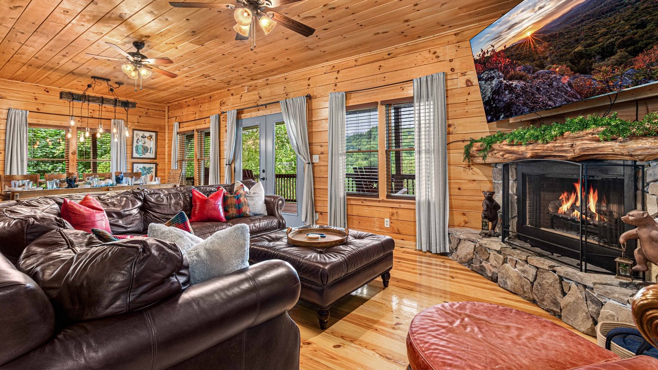 Photo of Livingroom in Whittier