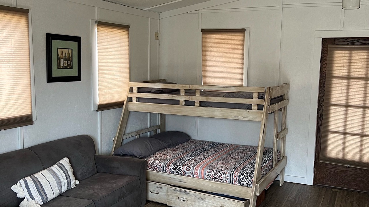 Photo of Bedroom in Grassy