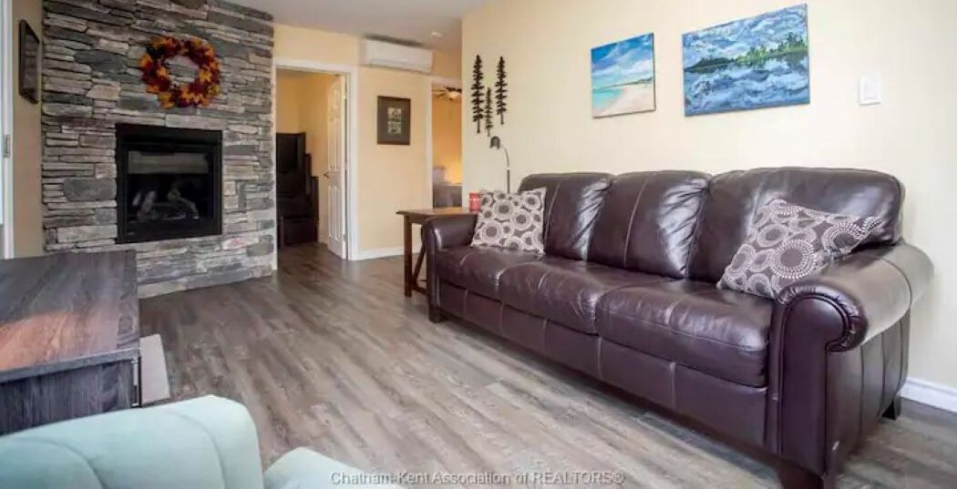 Photo of Livingroom in Lambton Shores
