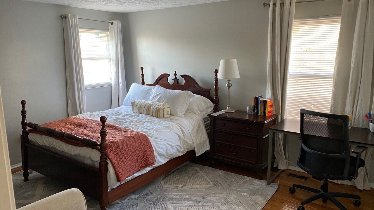 Photo of Bedroom in Colesville