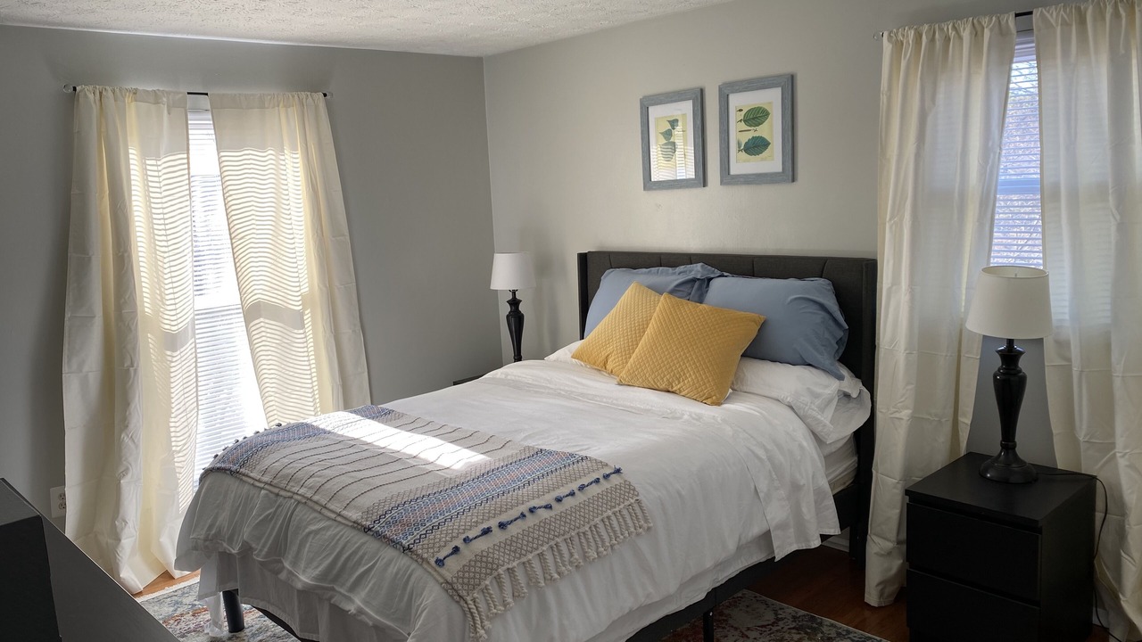 Photo of Bedroom in Colesville