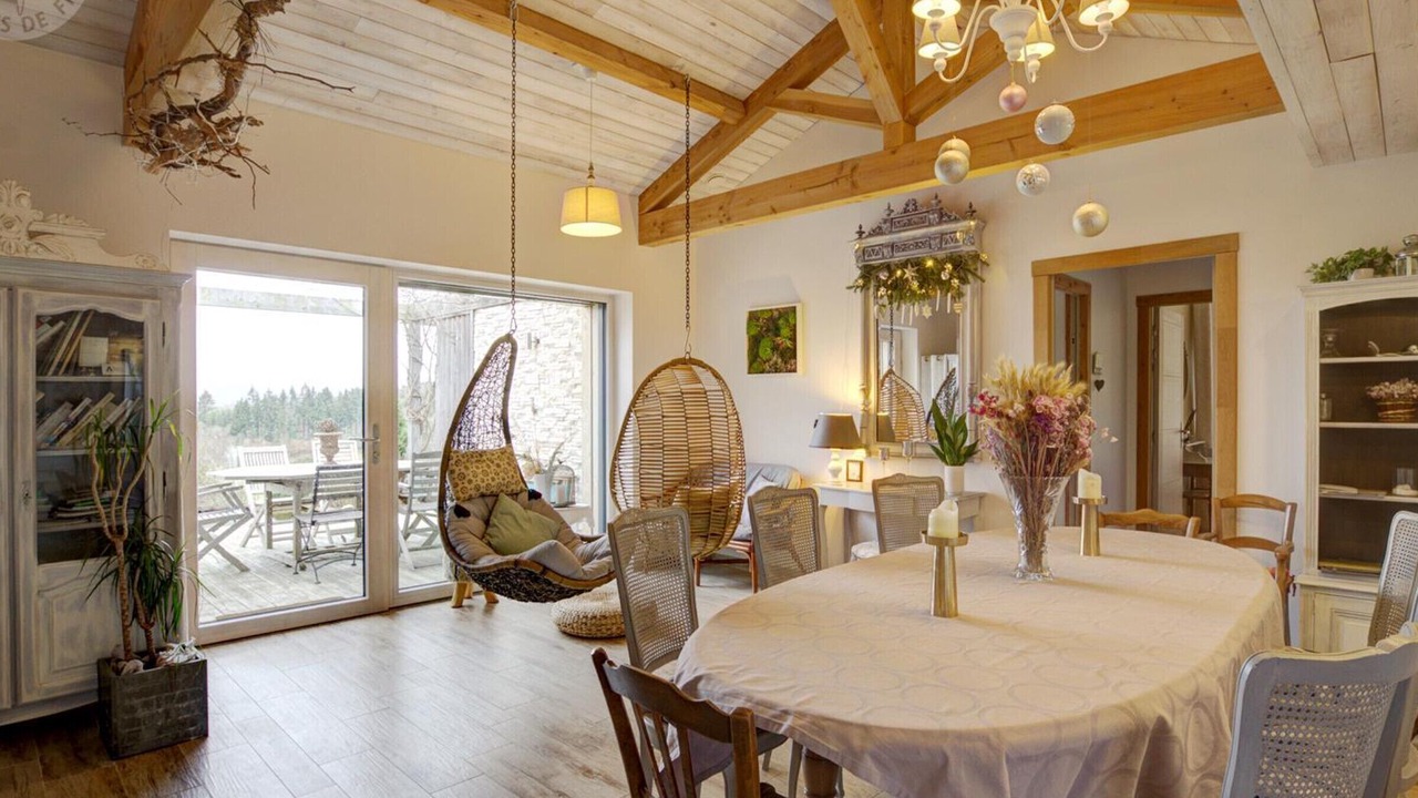 Photo of Others in Champoly