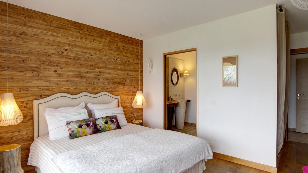 Photo of Bedroom in Champoly