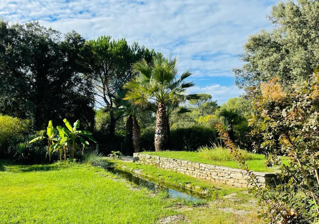 Photo of Outdoor in Aubais