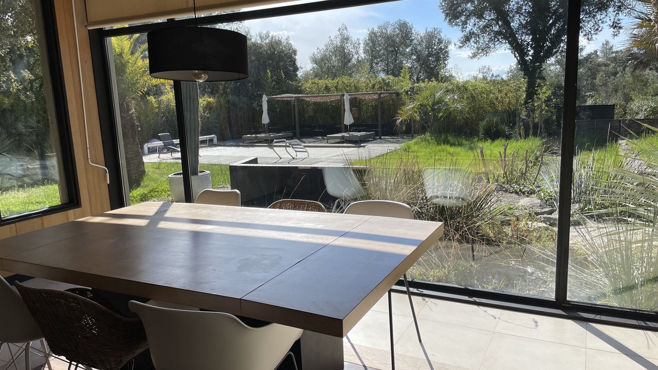 Photo of Outdoor in Aubais
