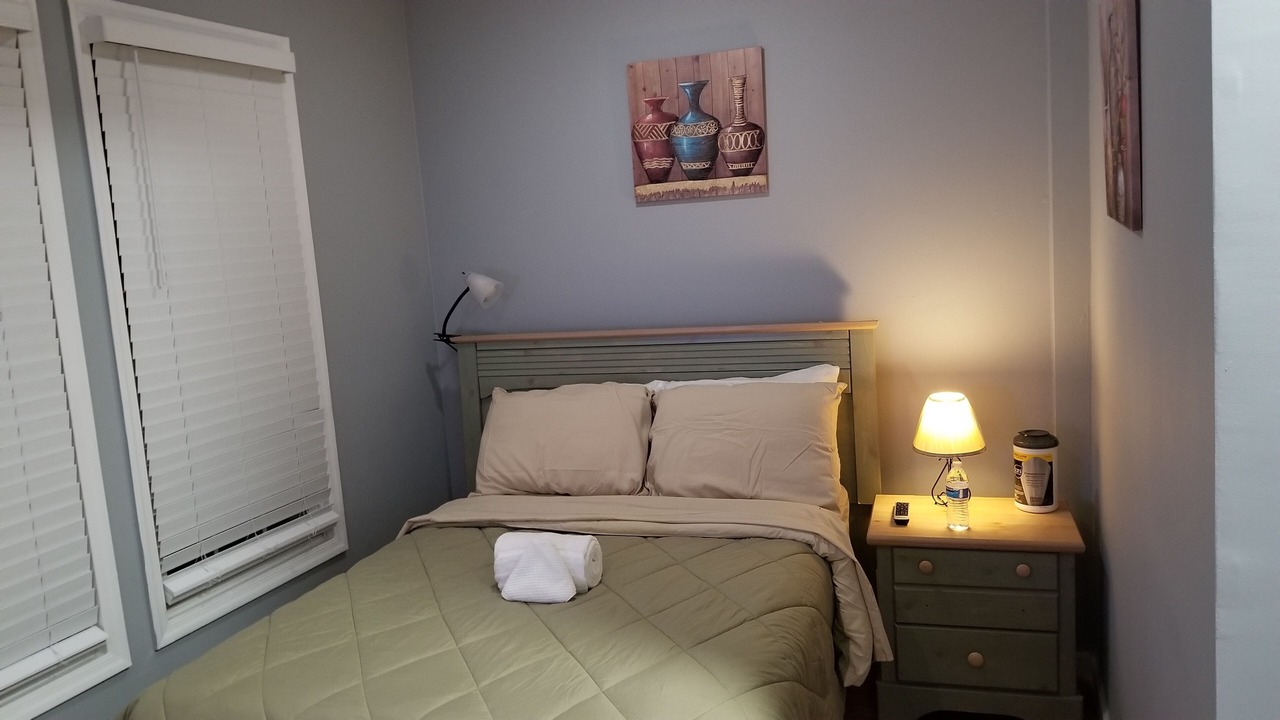 Photo of Bedroom in Weequahic