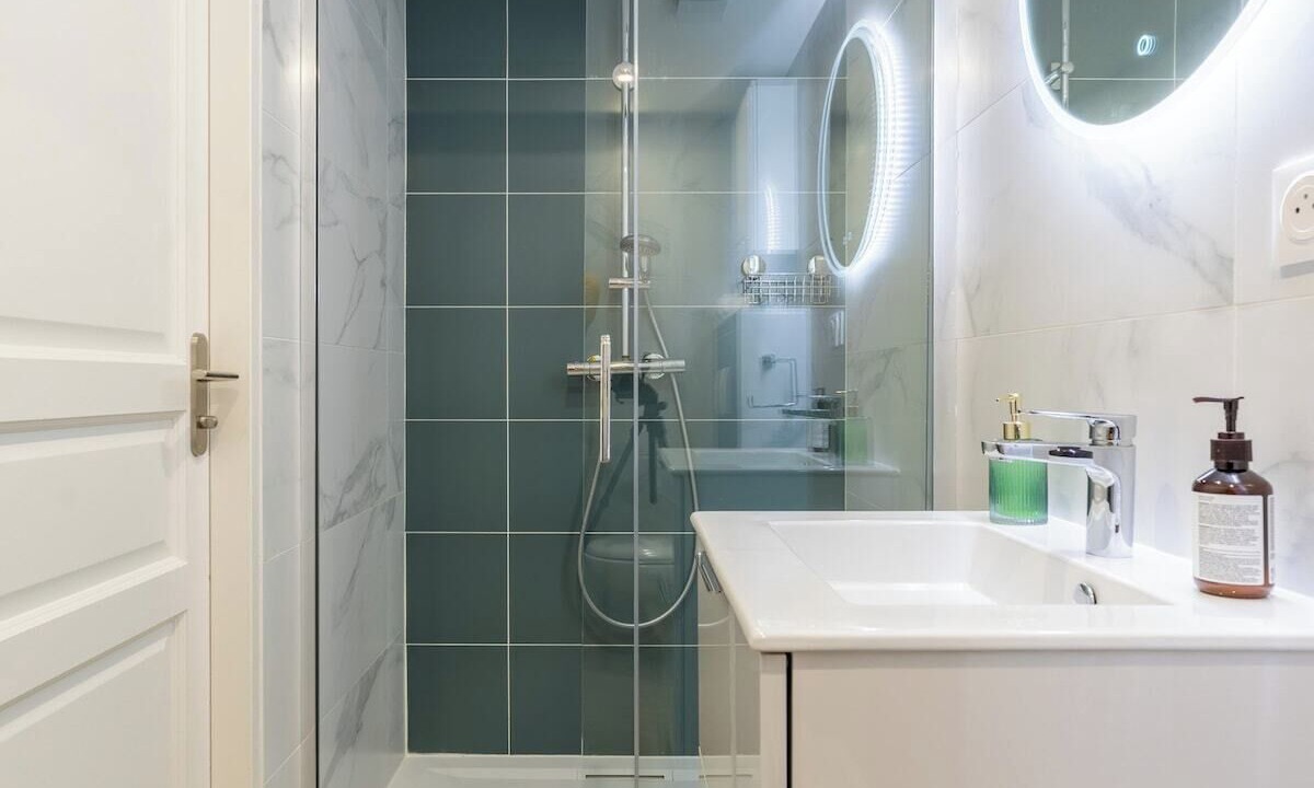 Photo of Bathroom in Veyrier-du-Lac