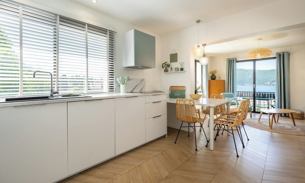 Photo of Kitchen in Veyrier-du-Lac
