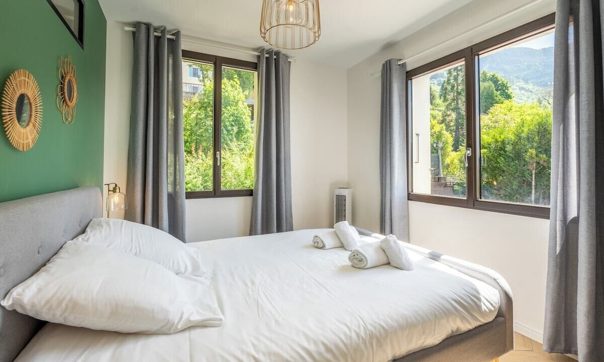 Photo of Bedroom in Veyrier-du-Lac