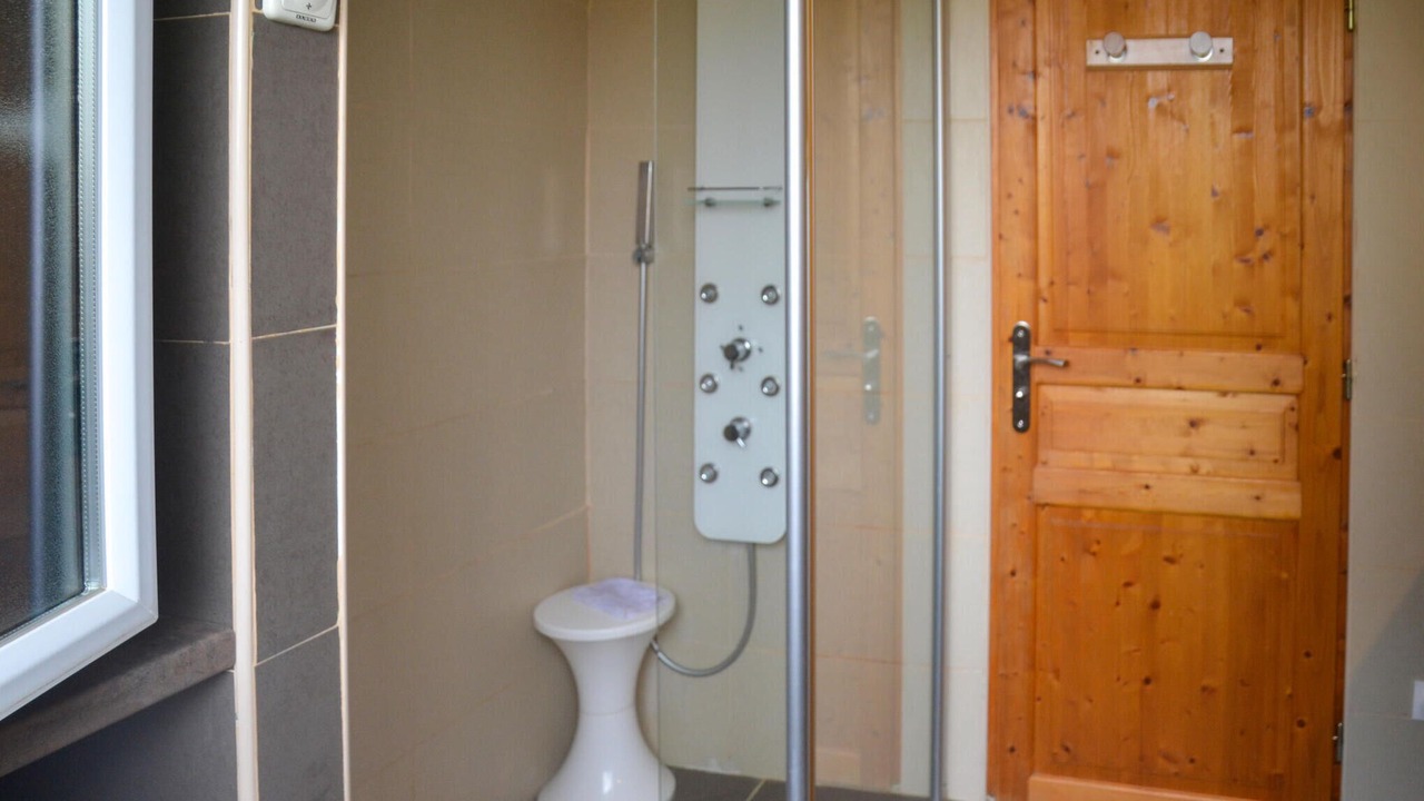 Photo of Bathroom in Villetelle