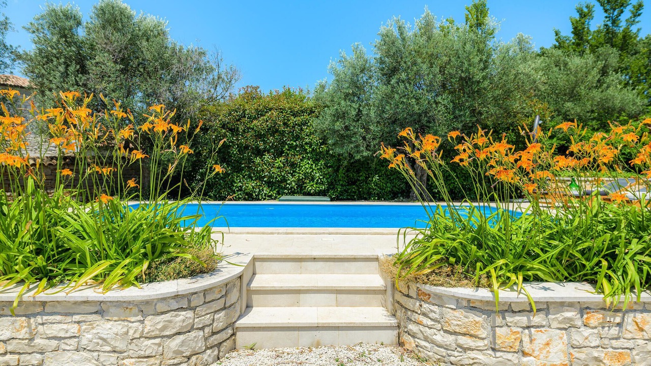 Photo of Outdoor in Heraki