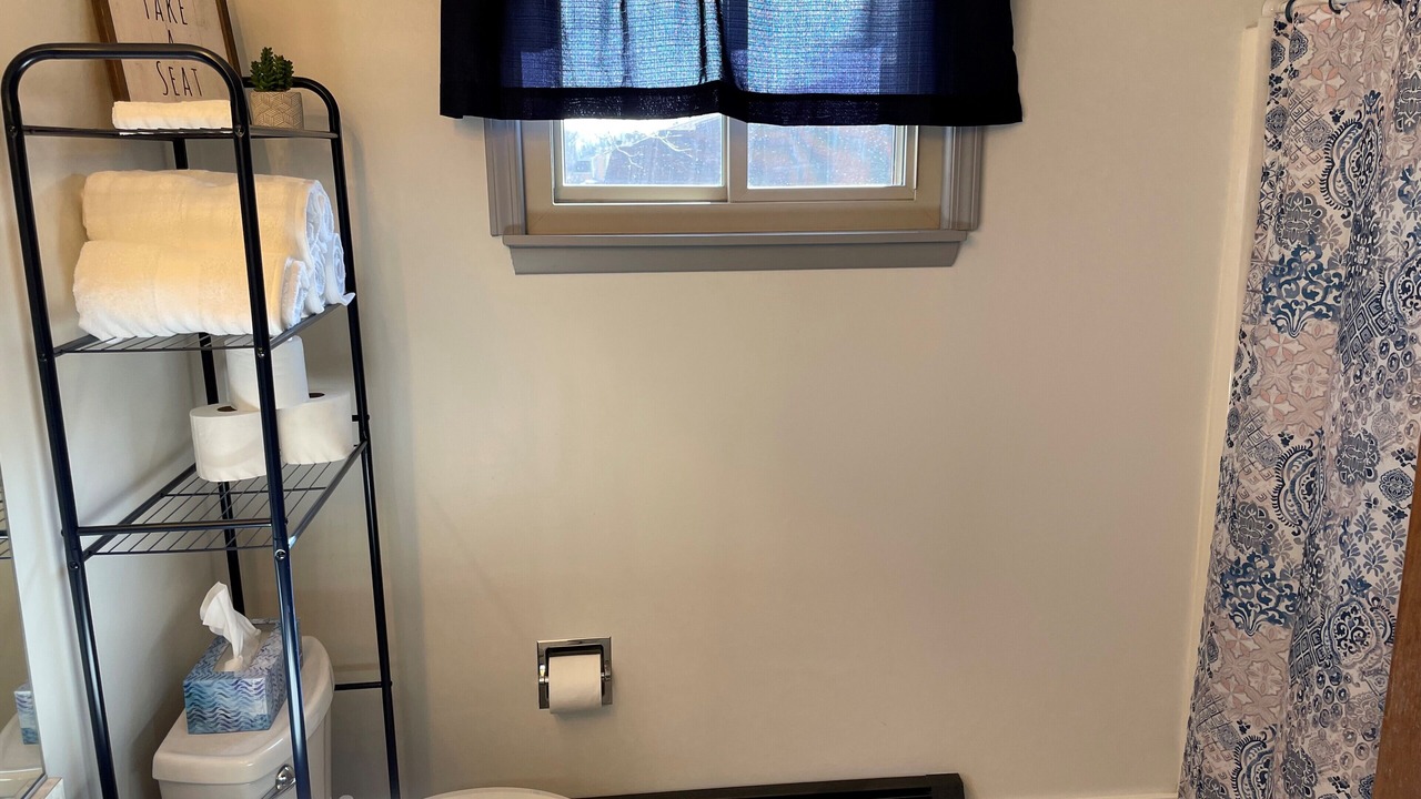 Photo of Bathroom in North Tonawanda