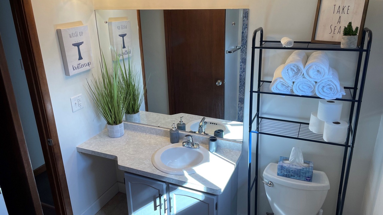 Photo of Bathroom in North Tonawanda
