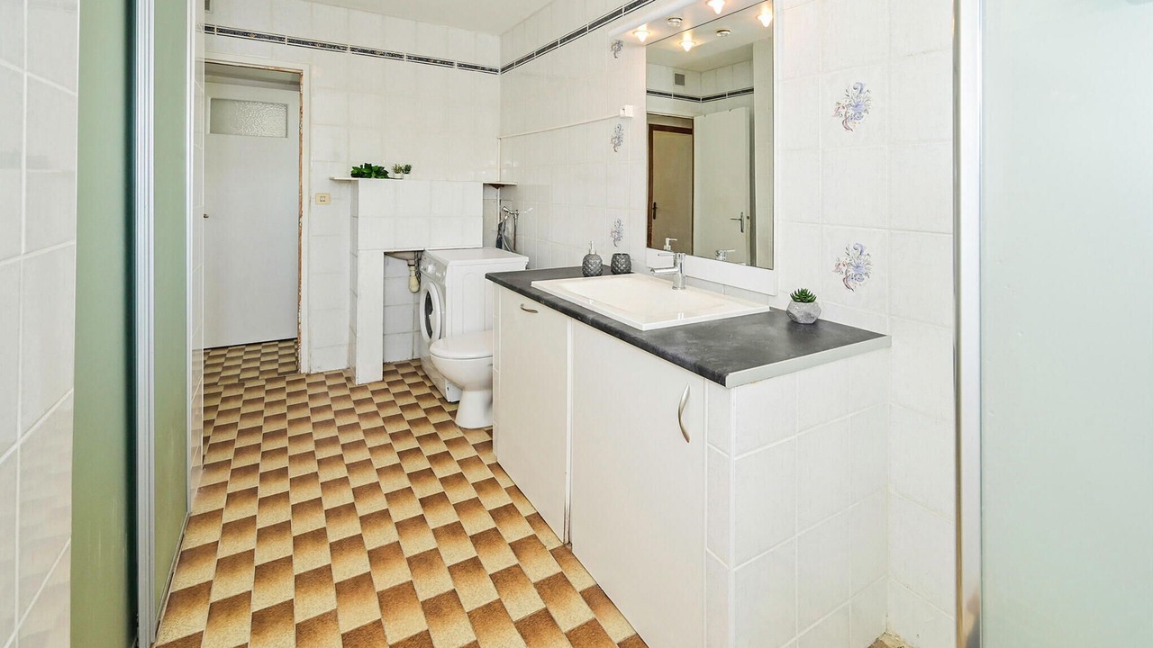 Photo of Bathroom in Briare