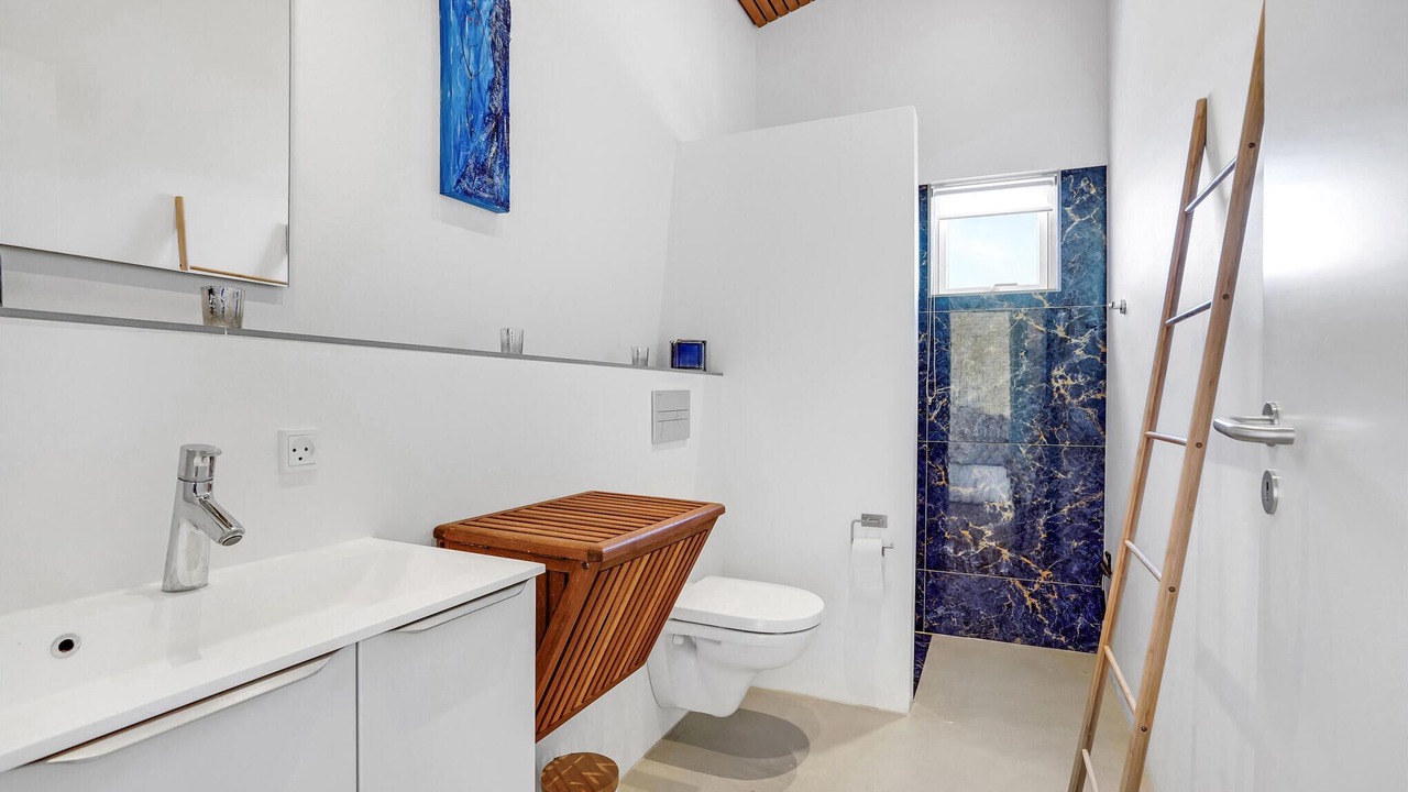Photo of Bathroom in Haurvig