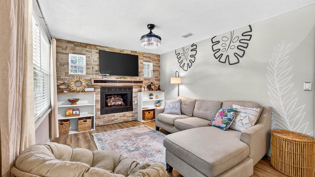 Photo of Livingroom in Bushnell