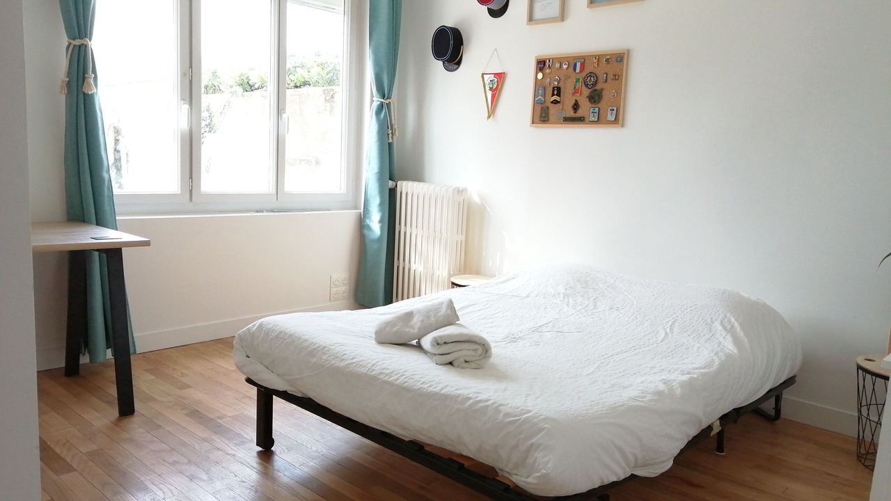 Photo of Bedroom in Saint-Nazaire