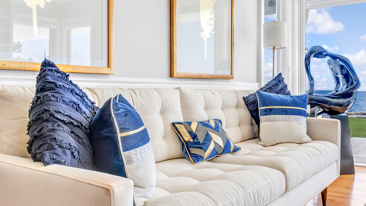 Photo of Livingroom in Lordship