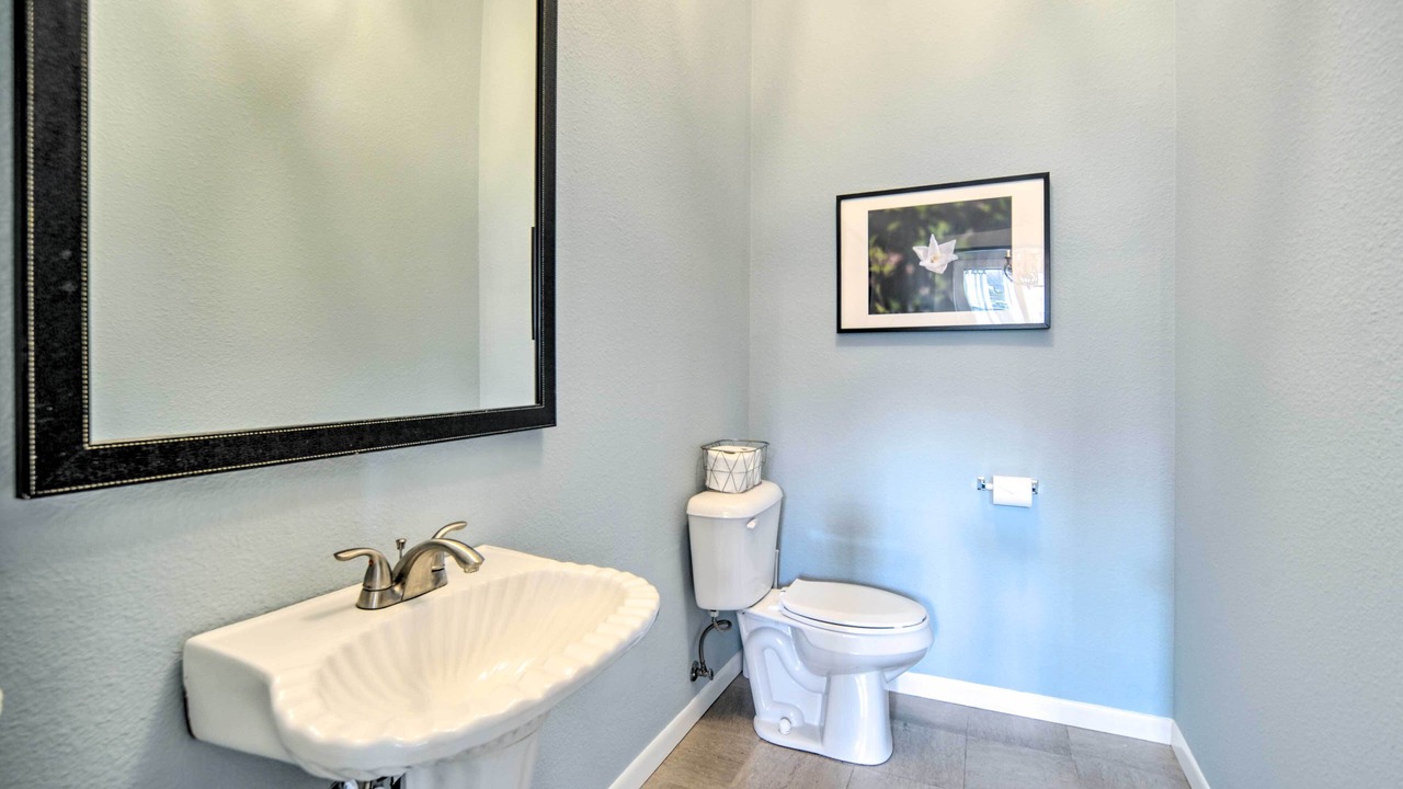 Photo of Bathroom in Gonzales