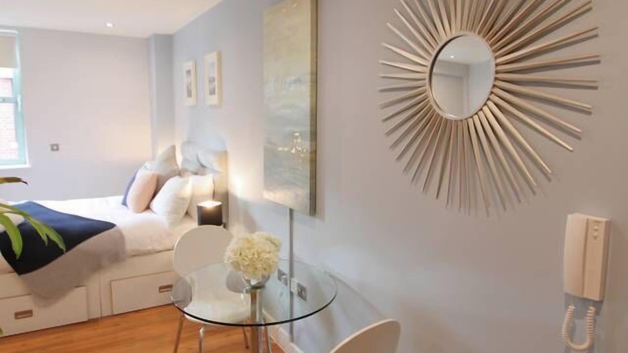 Photo of Bedroom in Bristol Floating Harbour