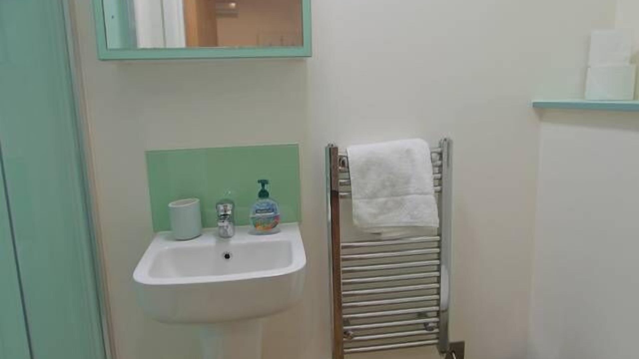 Photo of Bathroom in Bristol Floating Harbour