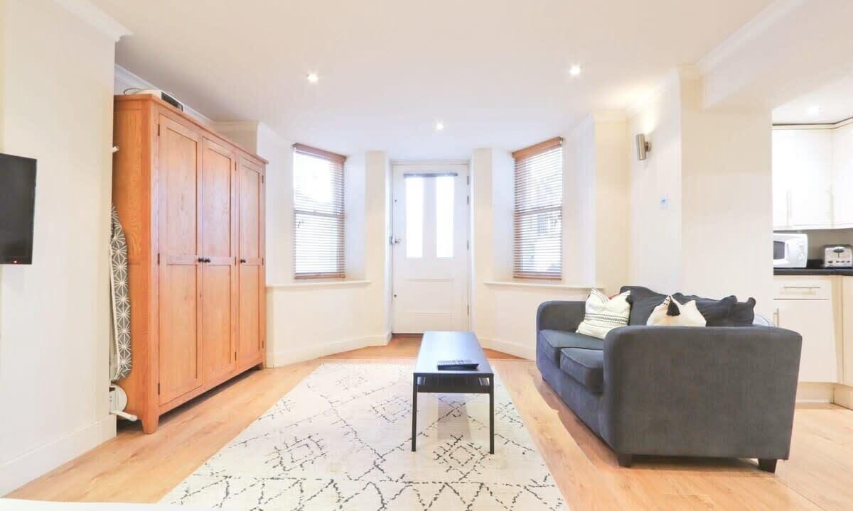 Photo of Livingroom in Clifton