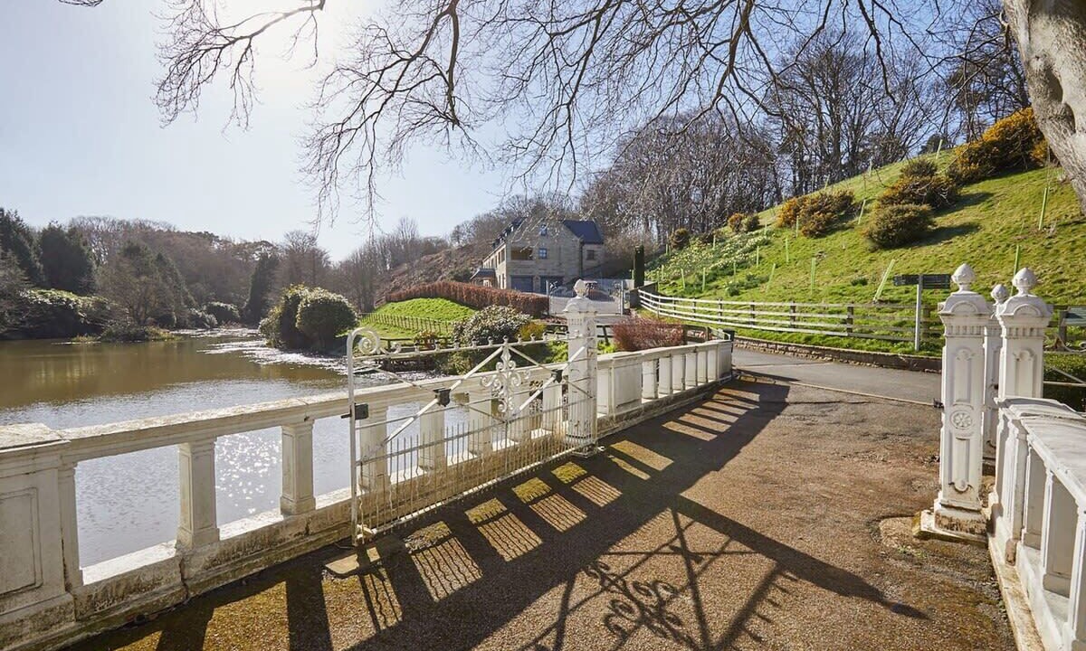 Photo of Others in Sandsend