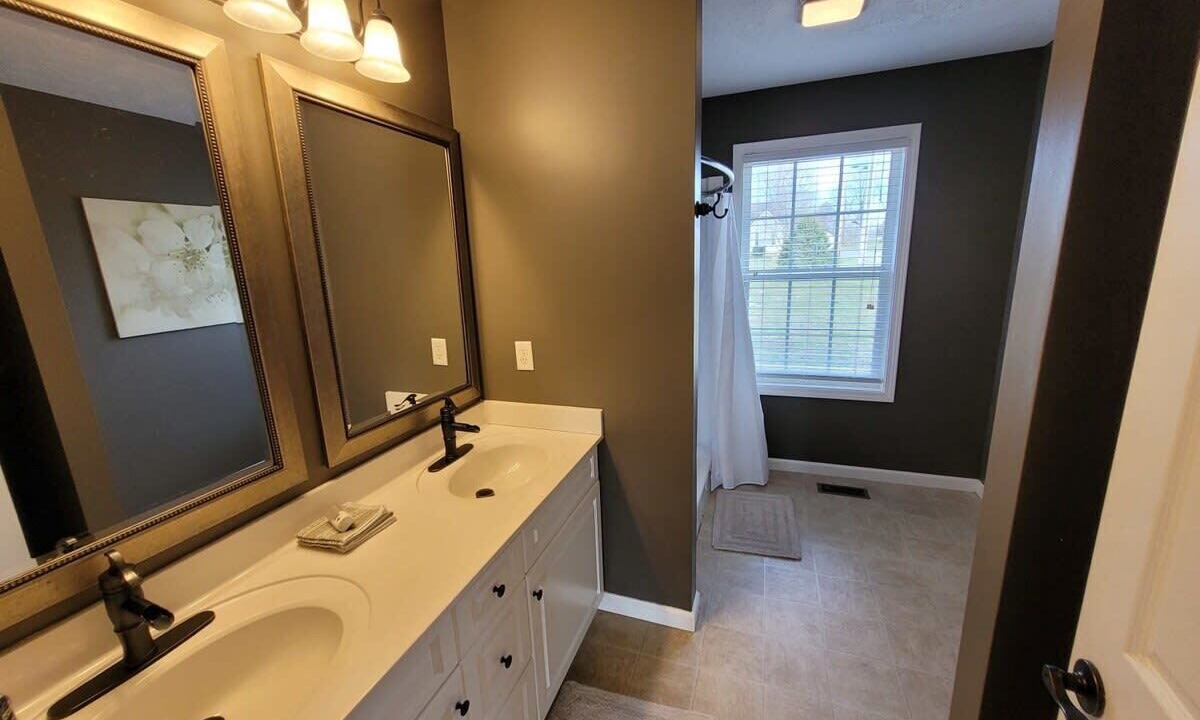 Photo of Bathroom in Baxter