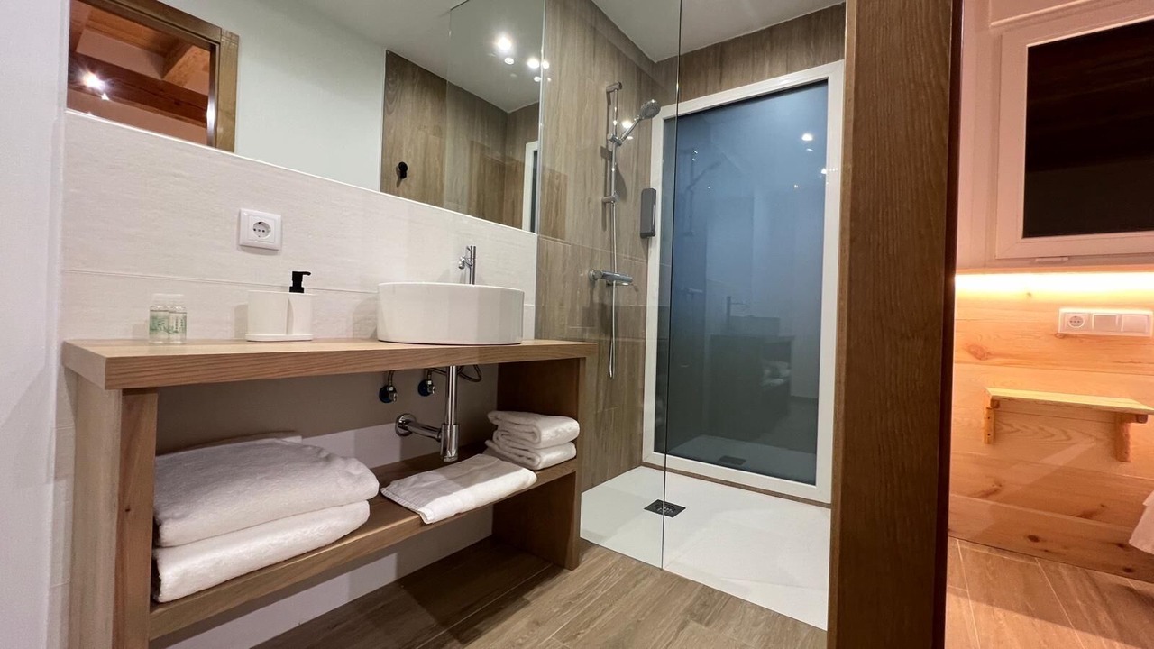 Photo of Bathroom in San Miguel de Bernuy