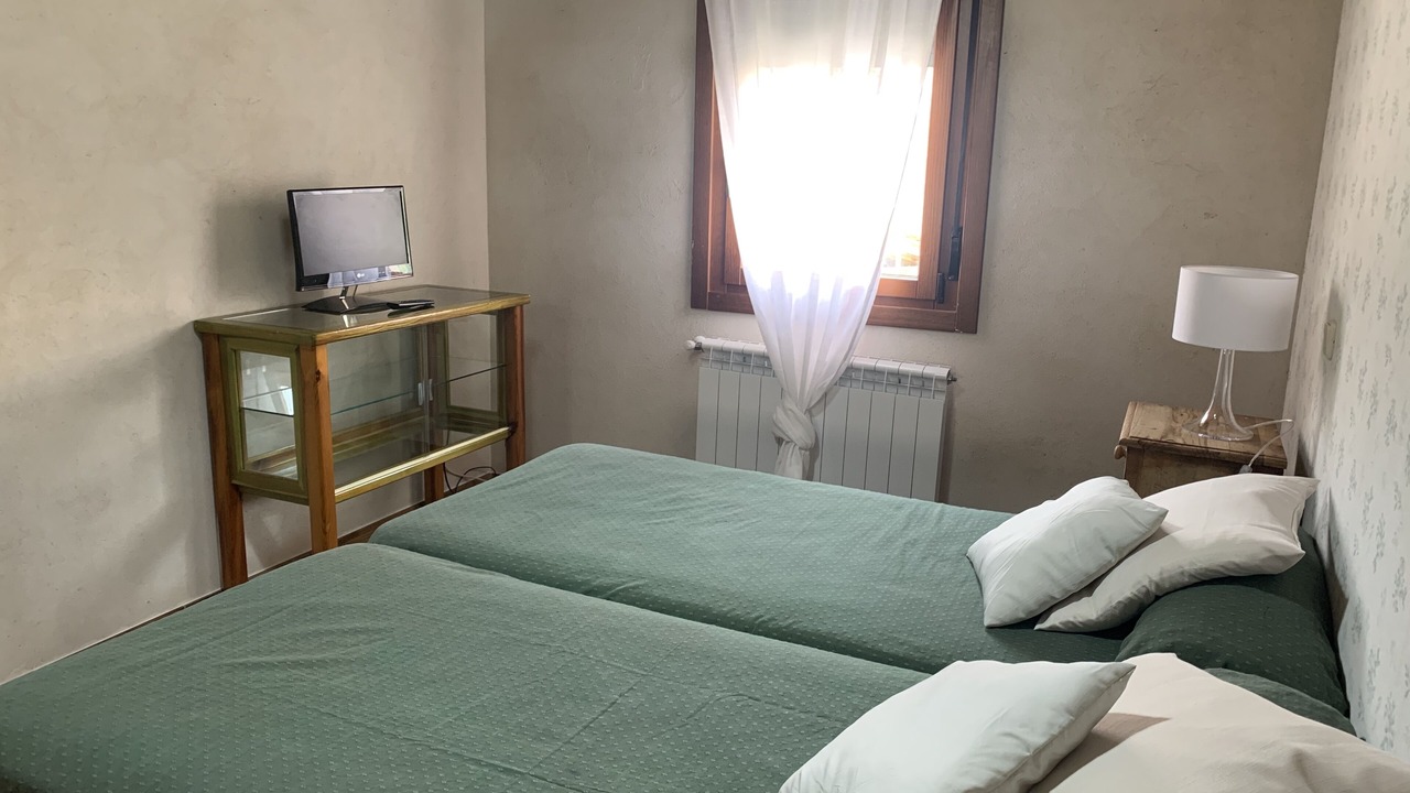 Photo of Bedroom in San Miguel de Bernuy