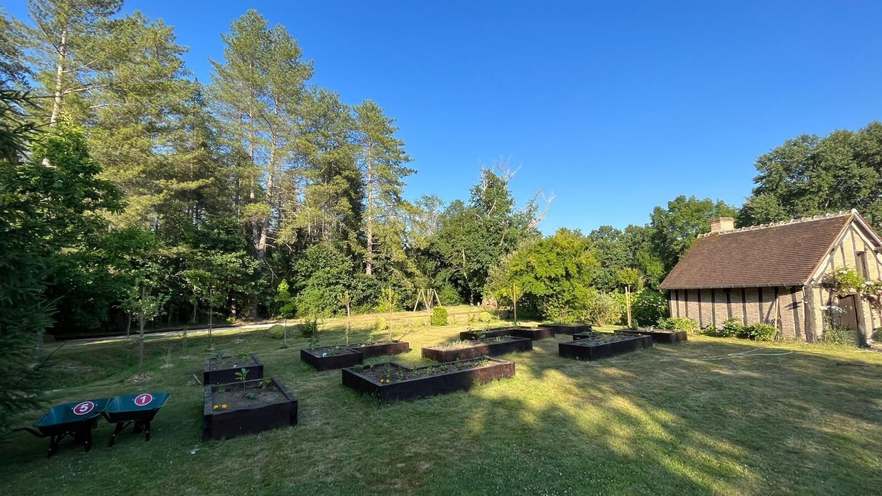 Photo of Outdoor in Isdes