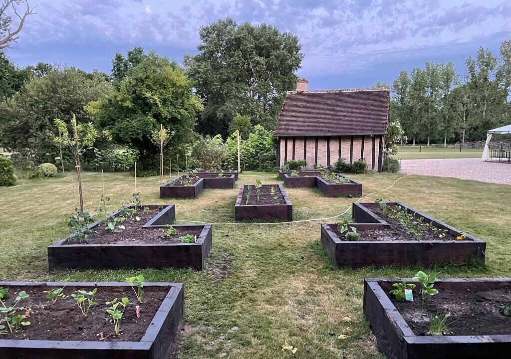 Photo of Outdoor in Isdes