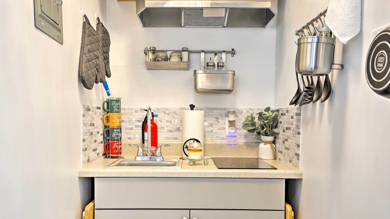 Photo of Others in Elmont