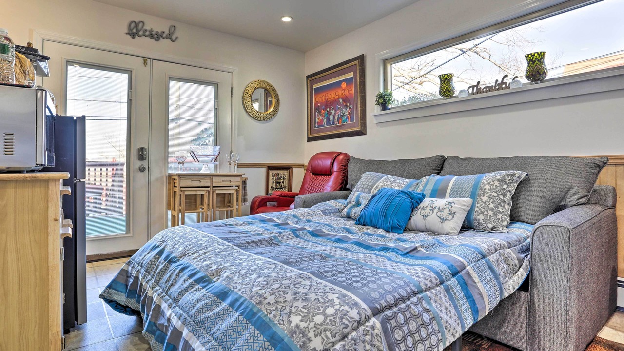 Photo of Others in Elmont