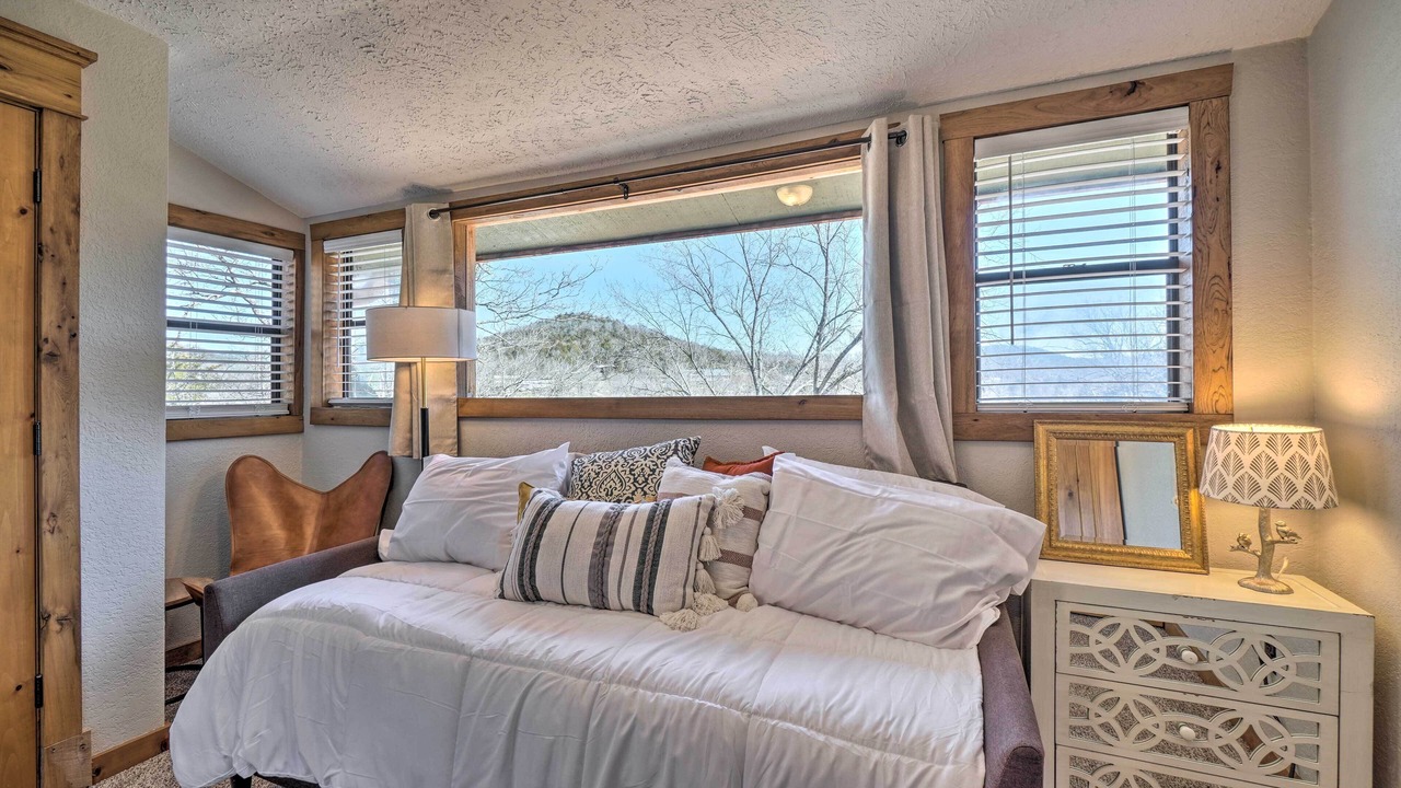 Photo of Others in Shell Knob