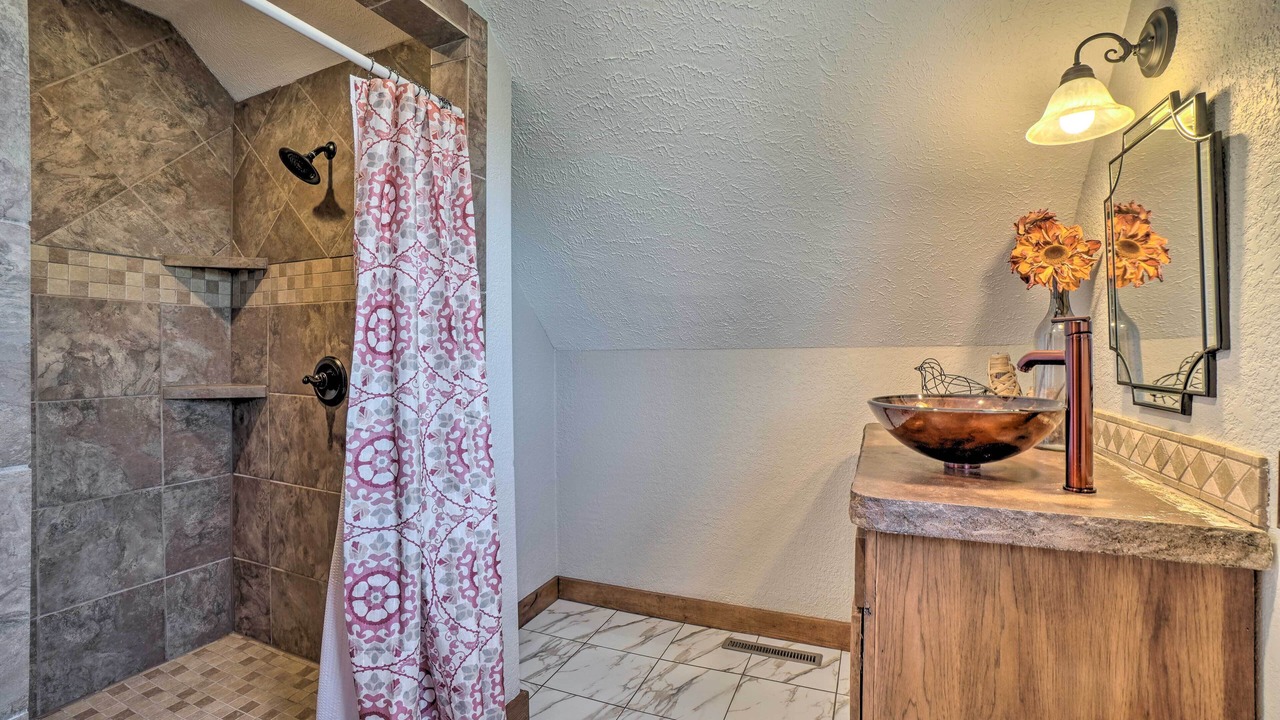 Photo of Bathroom in Shell Knob