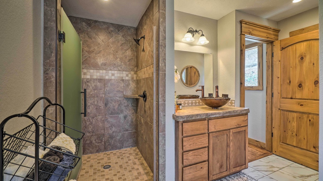 Photo of Bathroom in Shell Knob