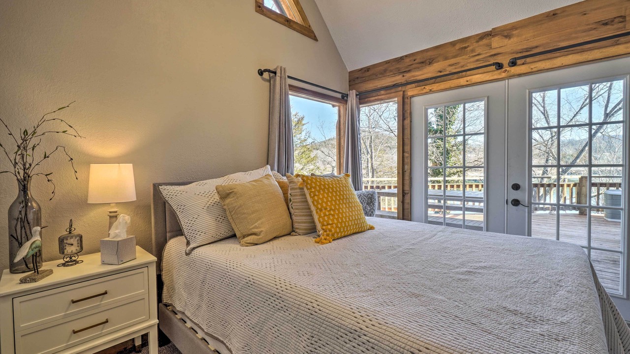 Photo of Others in Shell Knob