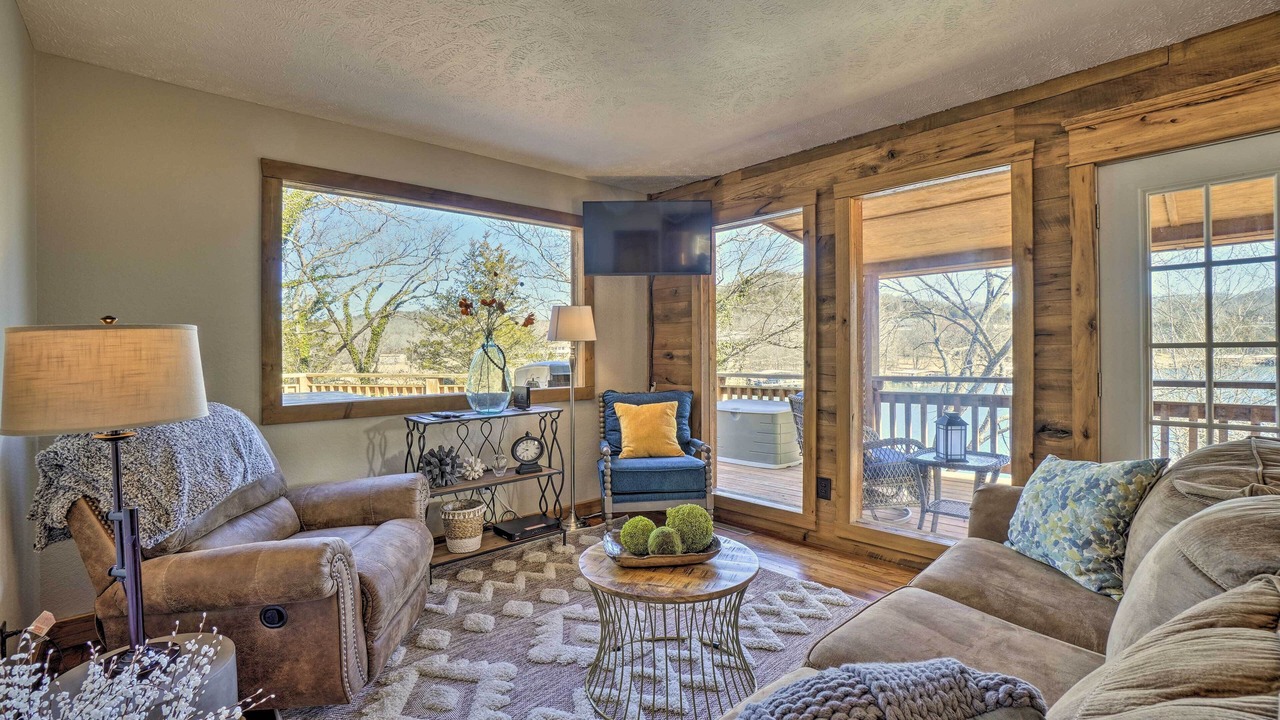 Photo of Bedroom in Shell Knob