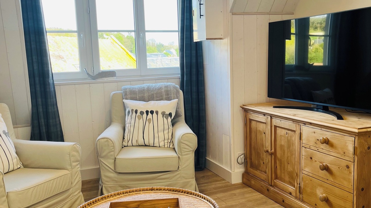 Photo of Livingroom in Port-en-Bessin-Huppain