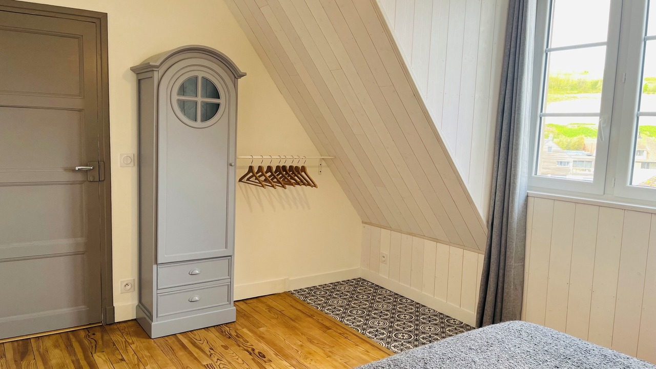 Photo of Bedroom in Port-en-Bessin-Huppain