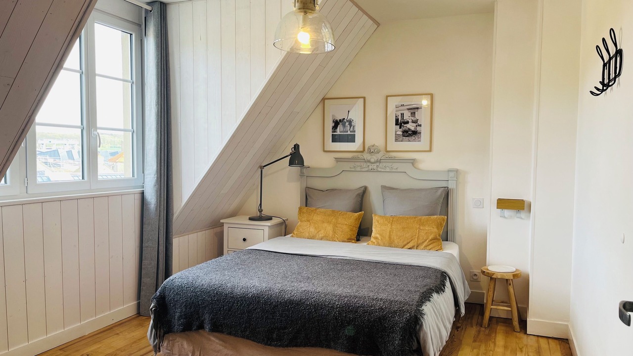 Photo of Bedroom in Port-en-Bessin-Huppain