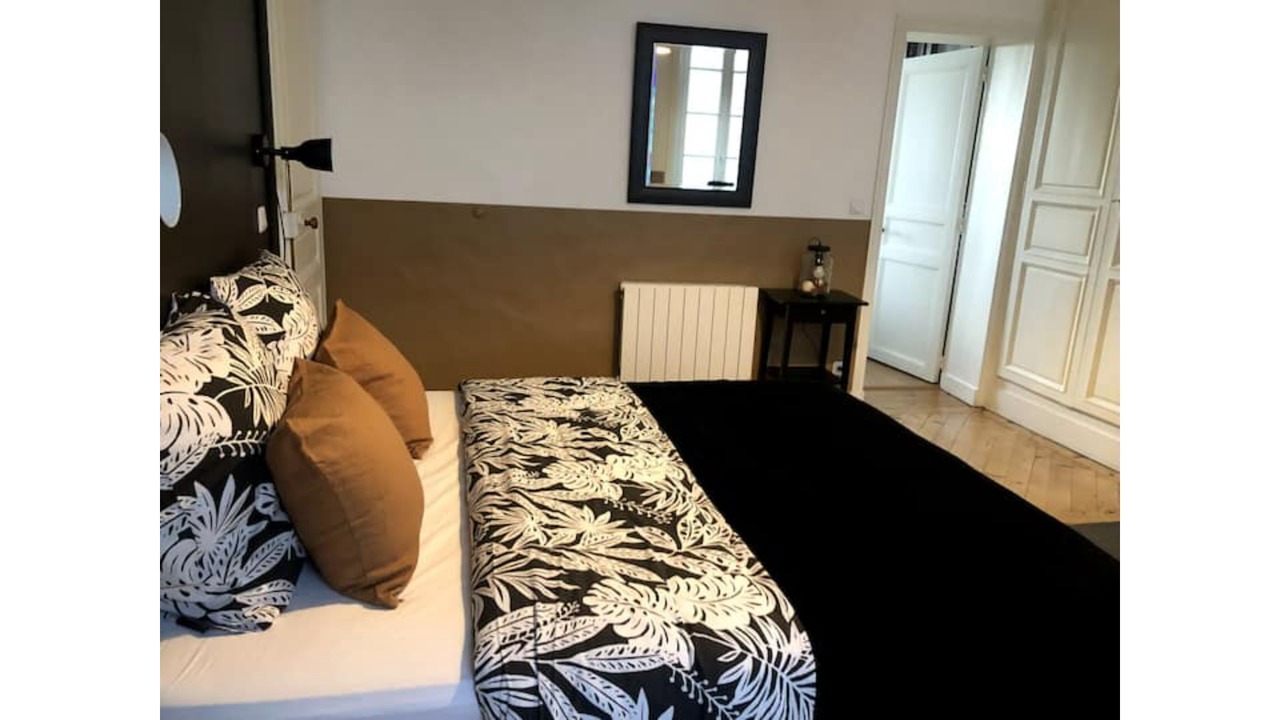Photo of Bedroom in Bayeux