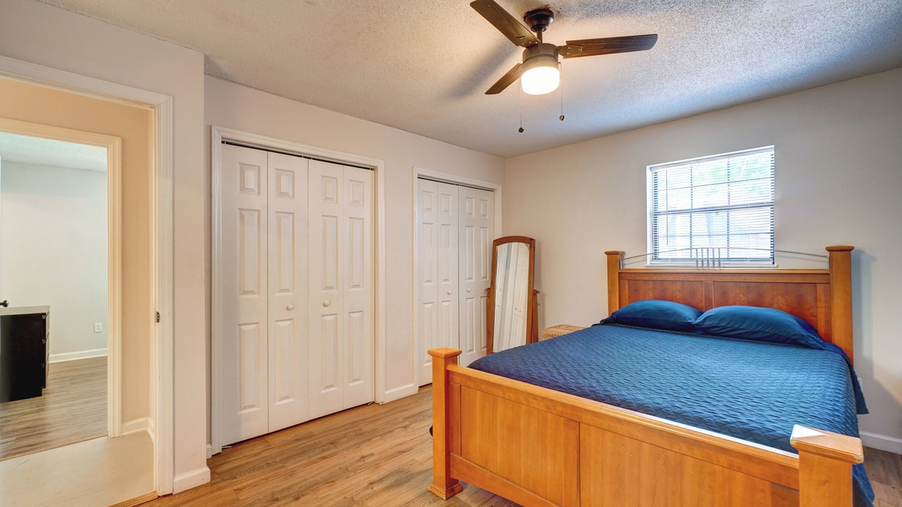 Photo of Bedroom in Louisville