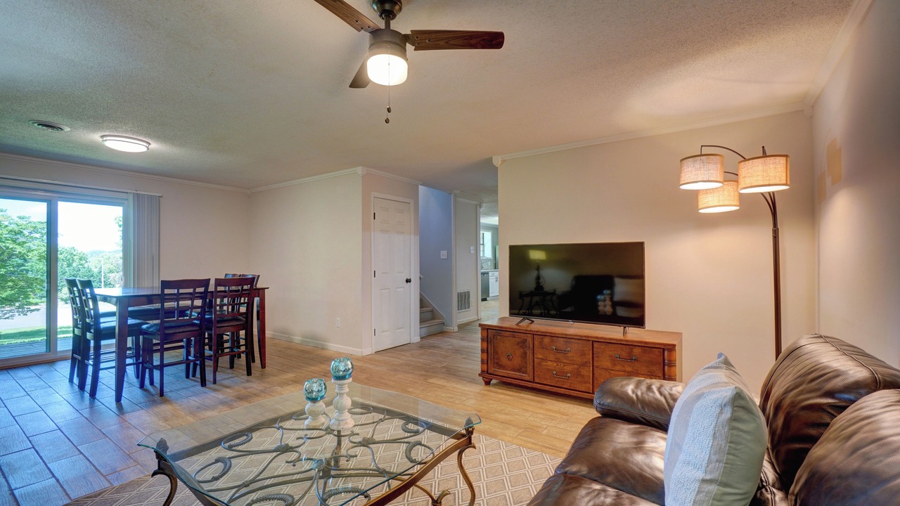 Photo of Livingroom in Louisville