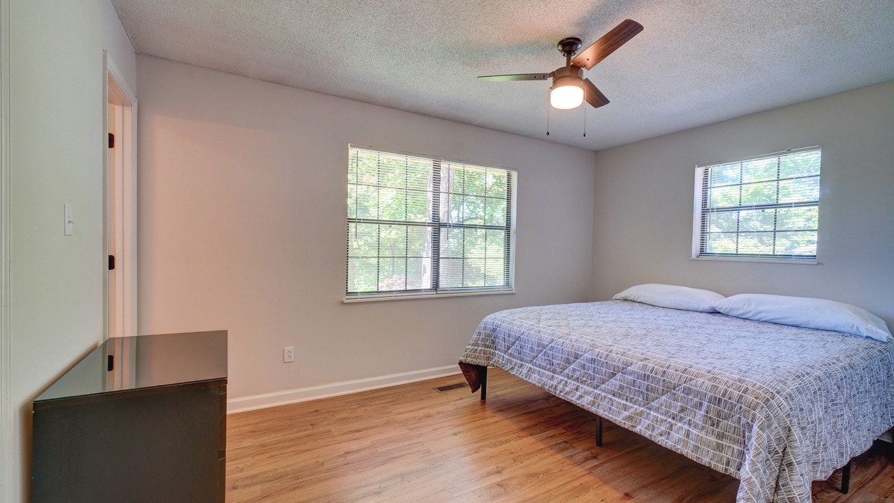 Photo of Bedroom in Louisville