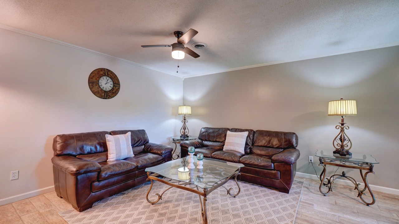 Photo of Livingroom in Louisville