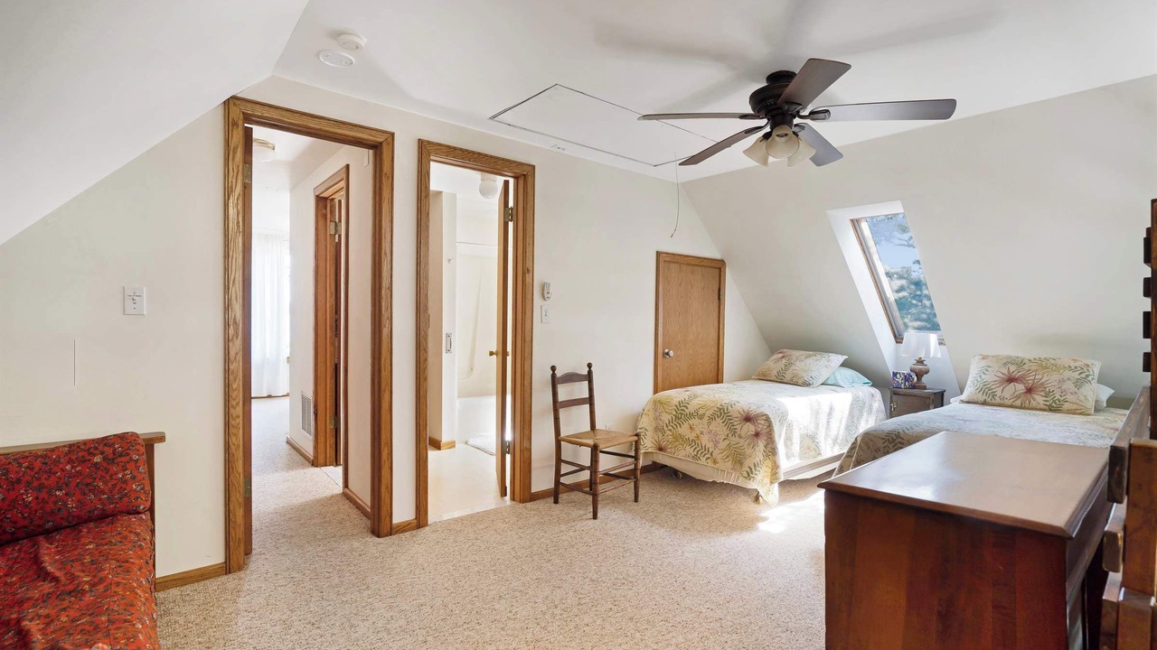 Photo of Others in East Marion